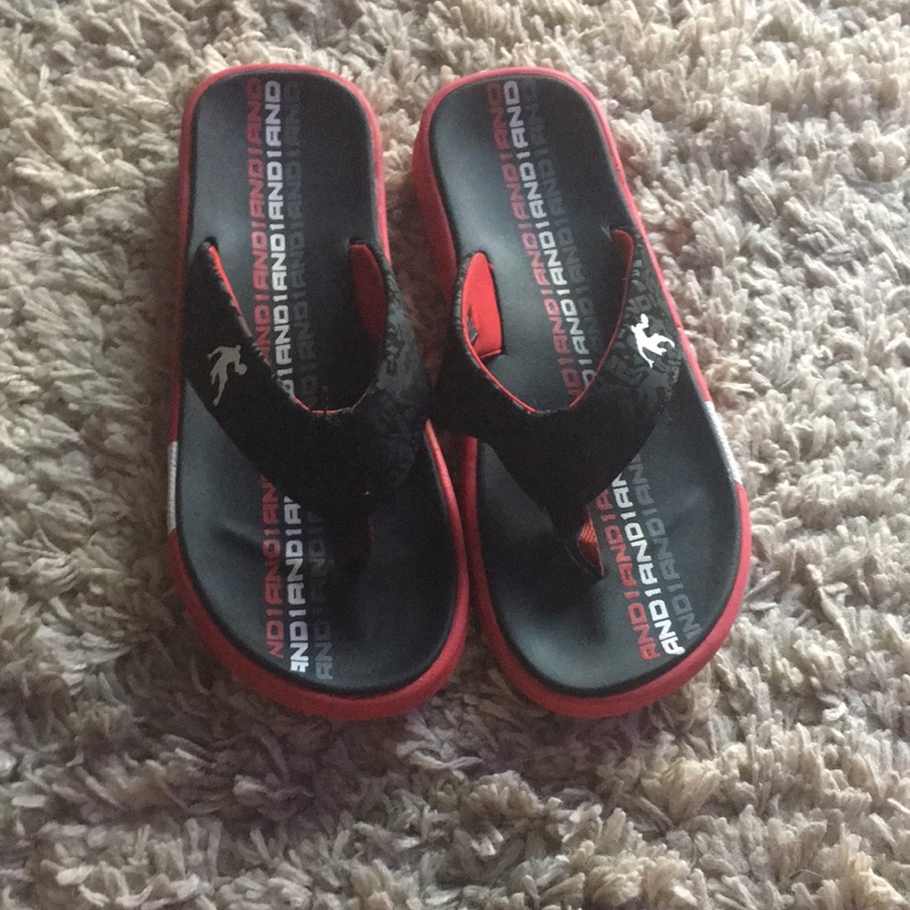 These flip flops are nice and sporty.